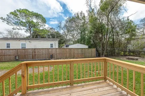 805 Chestnut Street La Marque TX 77568