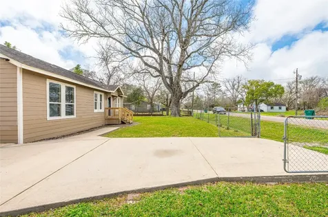 805 Chestnut Street La Marque TX 77568