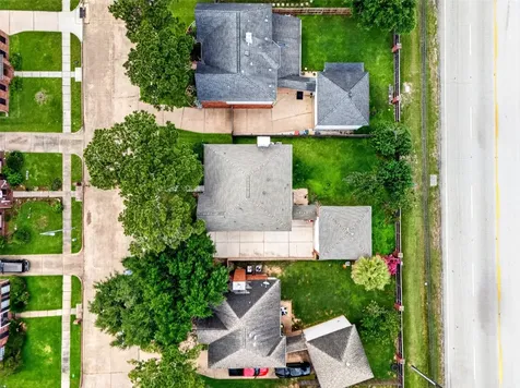 5718 Henniker Drive Houston TX 77041