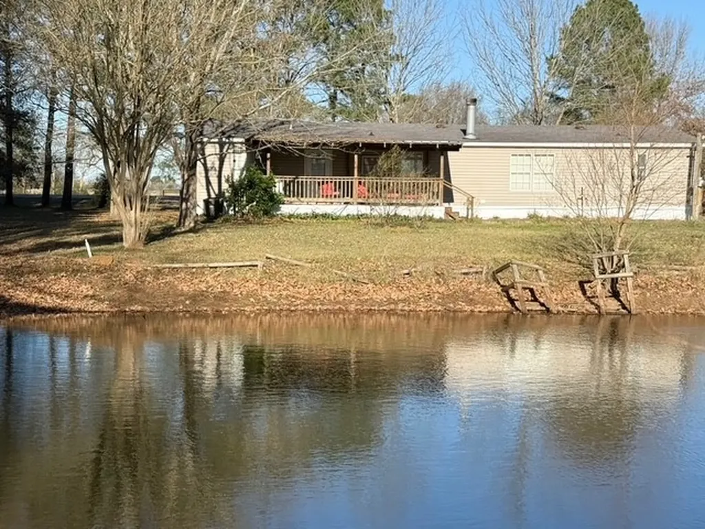 5744 E State Highway 21 Crockett TX 75835