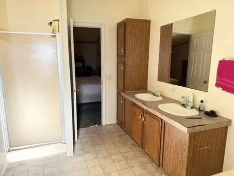 5744 E State Highway 21 Crockett TX 75835