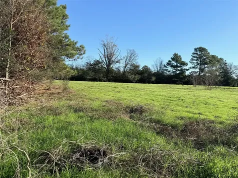 5744 E State Highway 21 Crockett TX 75835