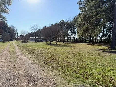5744 E State Highway 21 Crockett TX 75835