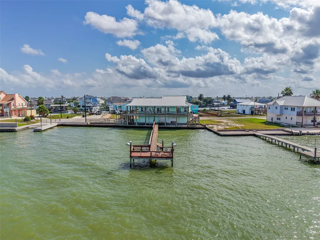 740 Copano Cove Rockport TX 78382