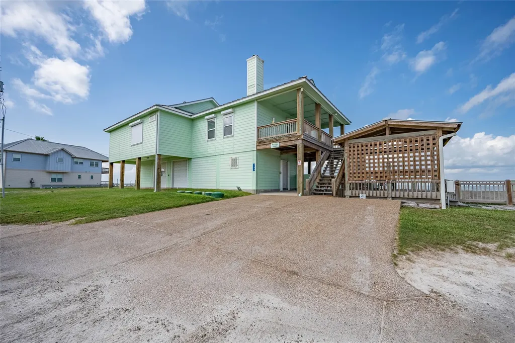 740 Copano Cove Rockport TX 78382