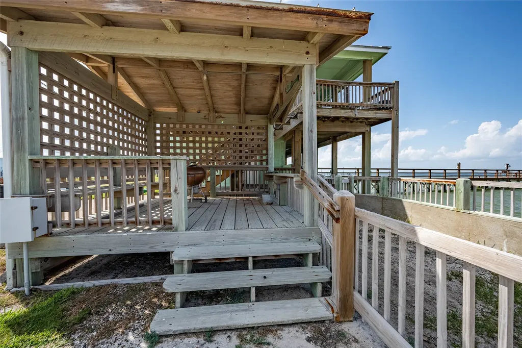 740 Copano Cove Rockport TX 78382