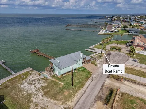 740 Copano Cove Rockport TX 78382