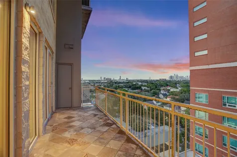 2520 Robinhood Street 1008 Houston TX 77005