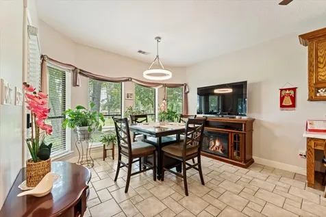 13623 Summer Hill Montgomery TX 77356