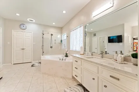 13623 Summer Hill Montgomery TX 77356