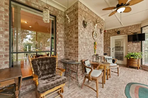 13623 Summer Hill Montgomery TX 77356