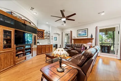 13623 Summer Hill Montgomery TX 77356