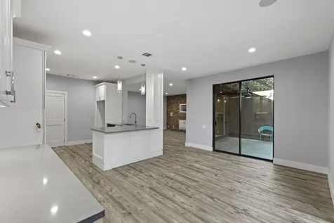 282 Litchfield Lane Houston TX 77024