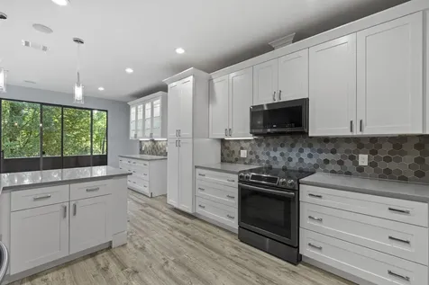 282 Litchfield Lane Houston TX 77024