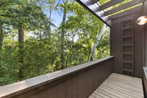 282 Litchfield Lane Houston TX 77024