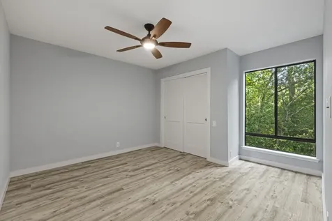 282 Litchfield Lane Houston TX 77024
