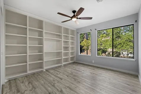 282 Litchfield Lane Houston TX 77024
