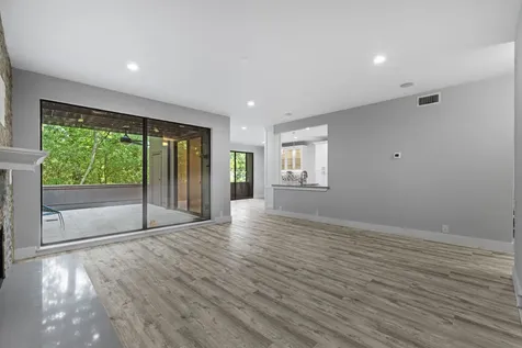 282 Litchfield Lane Houston TX 77024