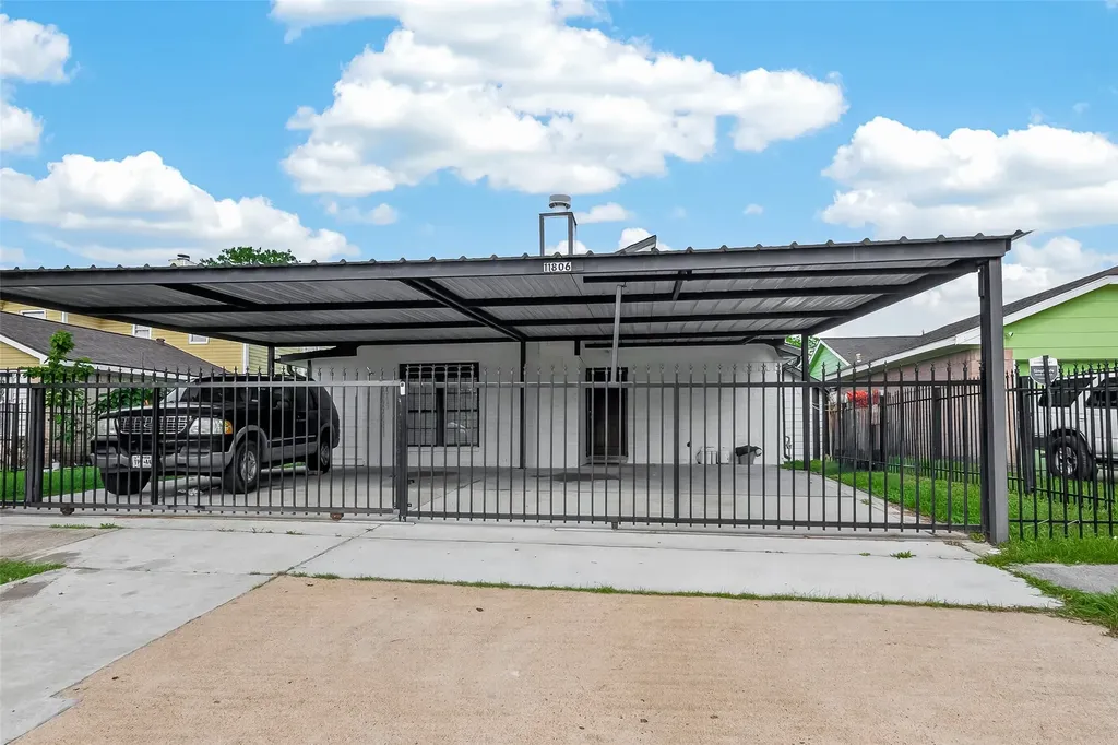 11806 Roandale Drive Houston TX 77048