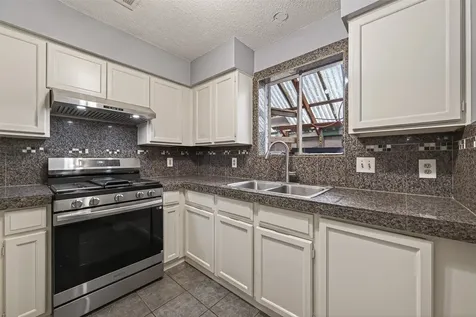 11806 Roandale Drive Houston TX 77048