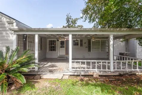 755 N 23rd Street Beaumont TX 77706