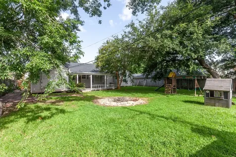 755 N 23rd Street Beaumont TX 77706