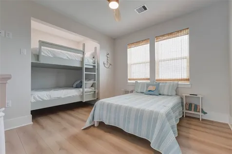 4010 Miramar Court Galveston TX 77554