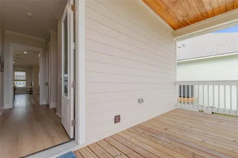 4010 Miramar Court Galveston TX 77554