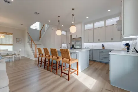 4010 Miramar Court Galveston TX 77554