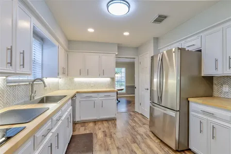 1415 Corral Drive Houston TX 77090