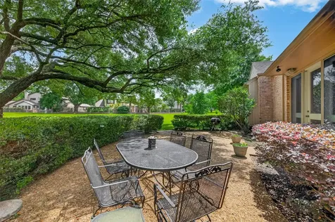 6 Charleston Street S Sugar Land TX 77478