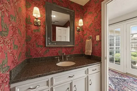 6 Charleston Street S Sugar Land TX 77478