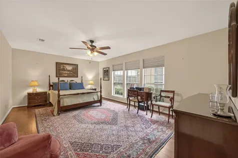 6 Charleston Street S Sugar Land TX 77478