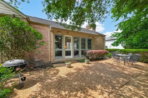 6 Charleston Street S Sugar Land TX 77478