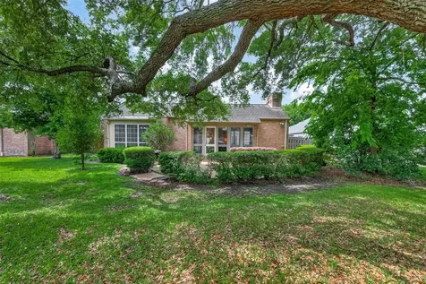 6 Charleston Street S Sugar Land TX 77478