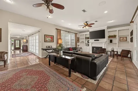 6 Charleston Street S Sugar Land TX 77478