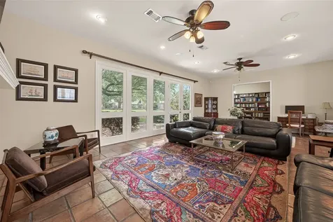 6 Charleston Street S Sugar Land TX 77478