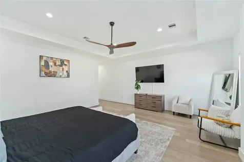 3034 Gray Street B Houston TX 77004