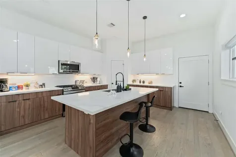 3034 Gray Street B Houston TX 77004