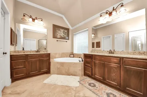 4023 Duccio River Way Katy TX 77493