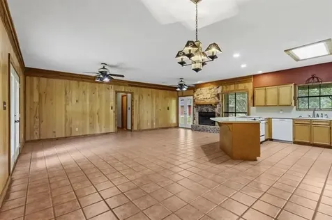 11260 Fm 421 Road Kountze TX 77625