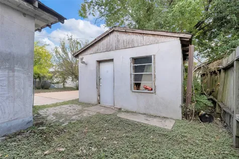 5140 Pease Street Houston TX 77023