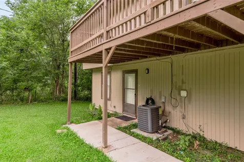 138 Summer Place C Huntsville TX 77340