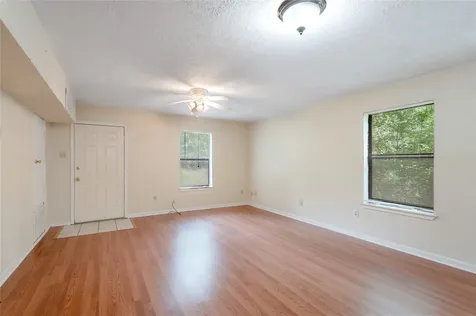 138 Summer Place C Huntsville TX 77340