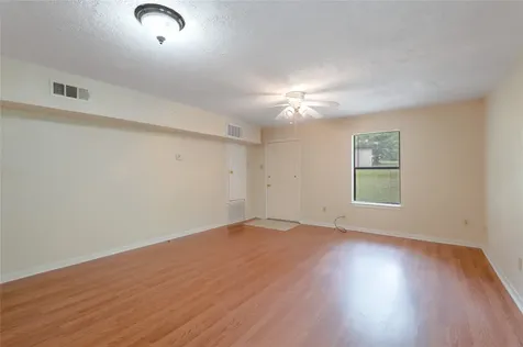138 Summer Place C Huntsville TX 77340