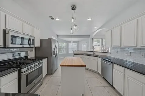 17338 Kiowa River Lane Houston TX 77095