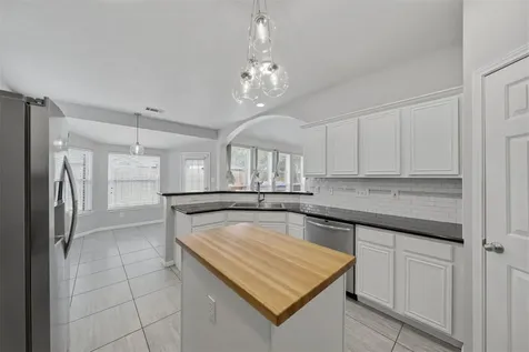 17338 Kiowa River Lane Houston TX 77095