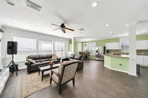 5522 Brookhollow Oaks Trail Houston TX 77084
