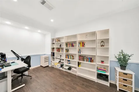 5522 Brookhollow Oaks Trail Houston TX 77084