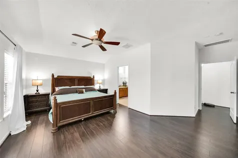 5522 Brookhollow Oaks Trail Houston TX 77084